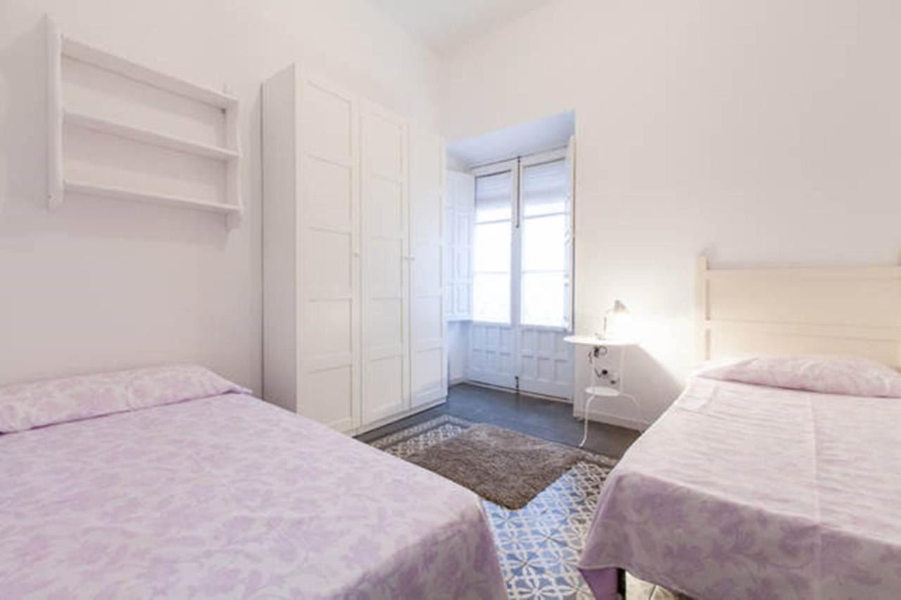 Apartamentos Rg Arenal Sevilla Rom bilde