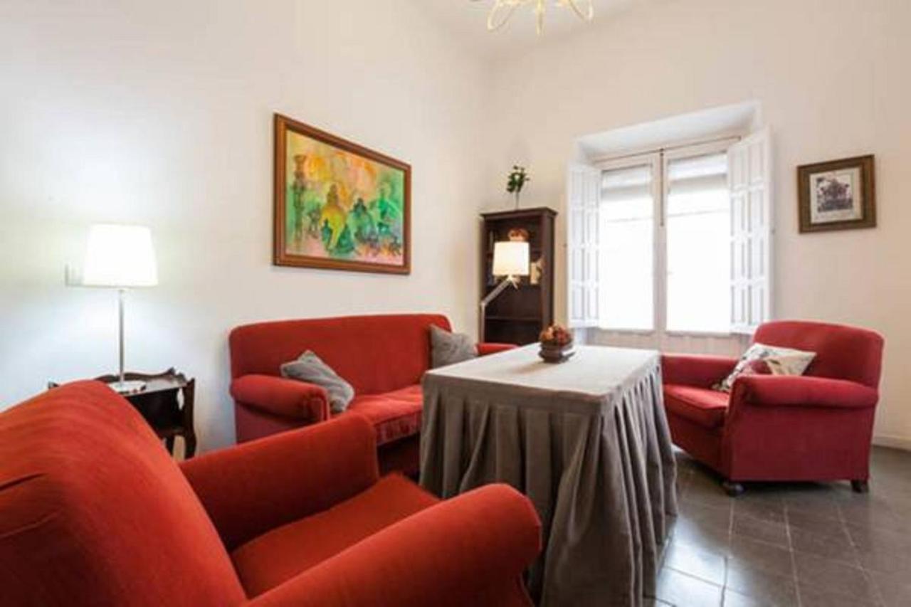 Apartamentos Rg Arenal Sevilla Rom bilde